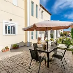 Rose Garden House Дом отдыха