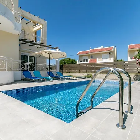 Rose Garden House Ferienhaus Kremastí