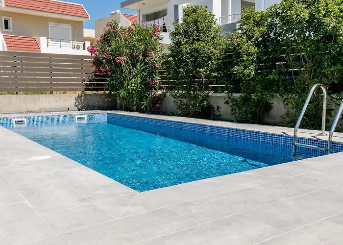 Rose Garden House Kremastí