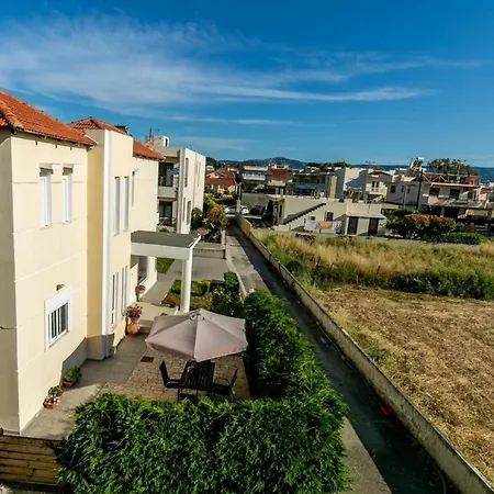 Rose Garden House * Kremastí