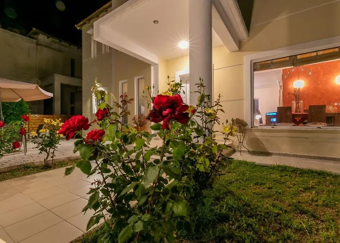 Rose Garden House Kremastí