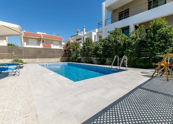 Rose Garden House * Kremastí