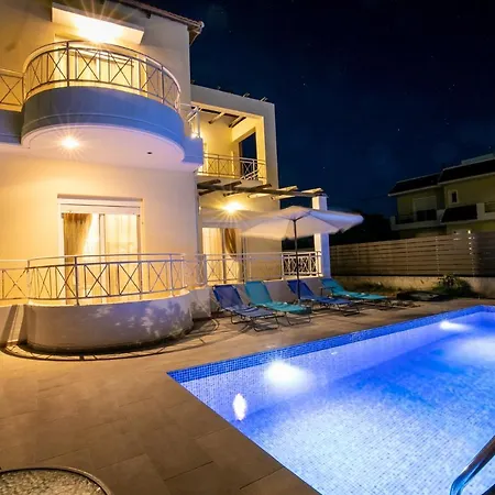 Rose Garden House *