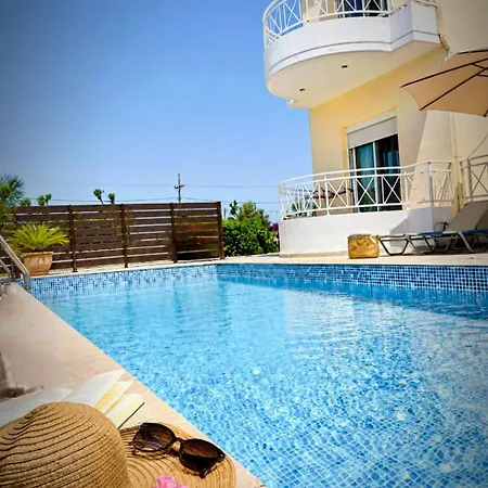 Casa vacanze Rose Garden House Kremastí