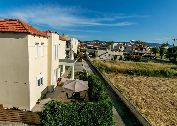 Rose Garden House * Kremastí